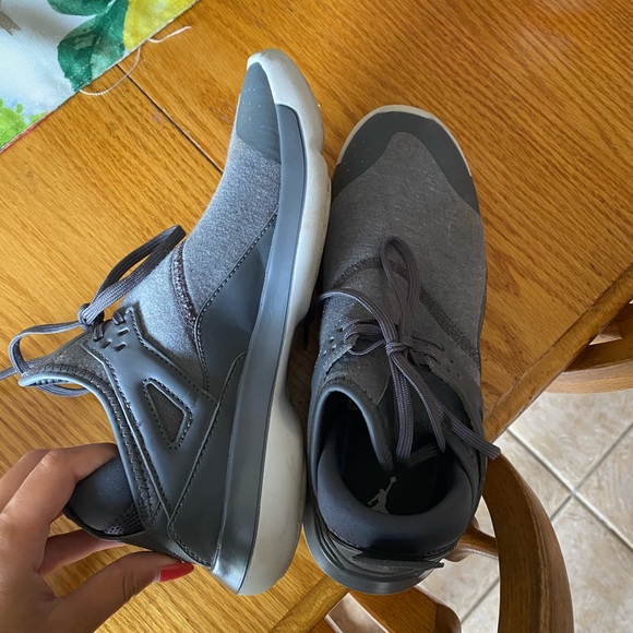 Jordan Fly 89 Youth - Picture 1 of 3